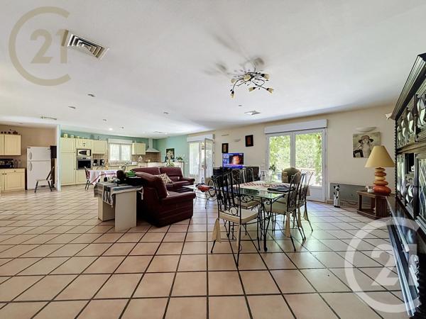 Maison à vendre  7 pièces - 185 m 2   FRONTIGNAN  - 34