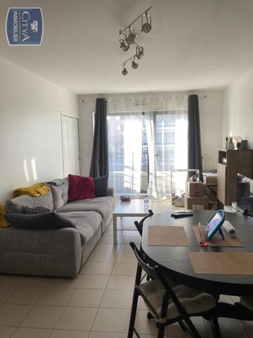 Appartement à louer 3 pièces 80.94m²