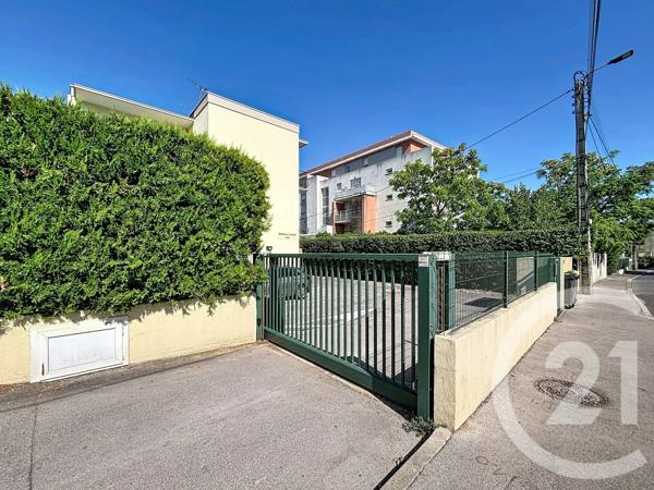 Parking à vendre  10 m 2   MONTPELLIER  - 34