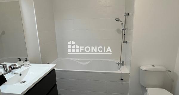 Location Appartement 4 pièces 81.8 m² - Lomme 59160