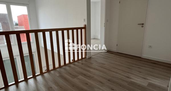 Location Appartement 4 pièces 81.8 m² - Lomme 59160