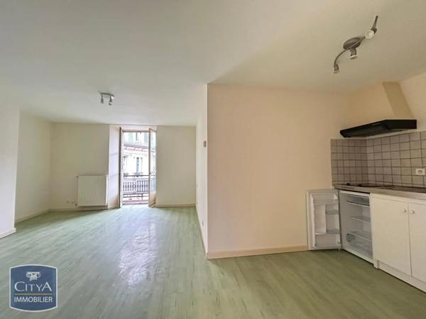 Appartement à louer 1 pièce 29.99m² Uzerche (19140)