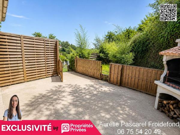BRIVE : Grange en pierre, rénovée en Maison T4 d'env. 110m² - 3 chambres + Bureau - combles aménageables - GARAGE et Atelier - Terrain d'env. 2500m² et Terrasse couverte