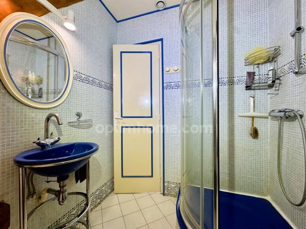 Maison à vendre à ORBEC (14), 4 chambres, Véranda, grand séjour, double garage, jardin arboré, vue dégagée