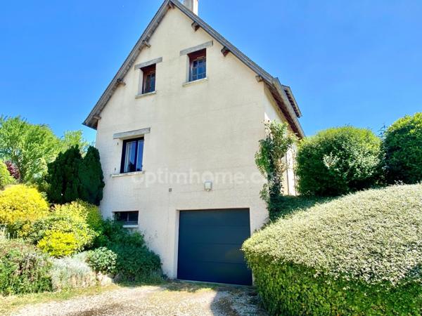 Maison à vendre à ORBEC (14), 4 chambres, Véranda, grand séjour, double garage, jardin arboré, vue dégagée