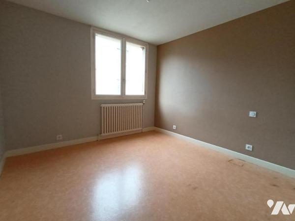 Appartement  avec garage et jardin