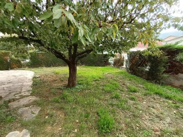 Appartement  avec garage et jardin