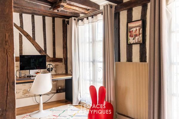 Duplex de charme dans la Cité Plantagenêt