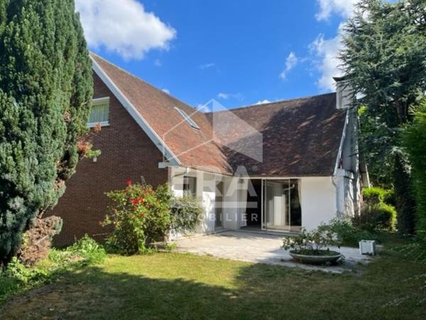 Maison Lens 9 pièce(s) 180 m2