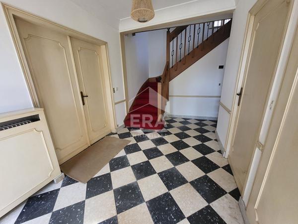 Maison Lens 9 pièce(s) 180 m2