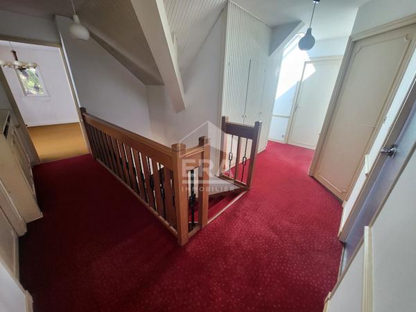 Maison Lens 9 pièce(s) 180 m2