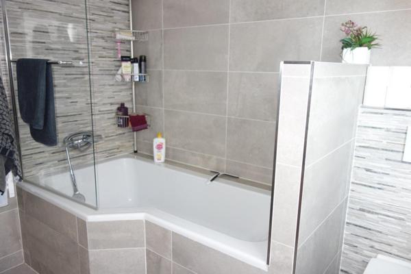 MAISON FAMILIALE RECENTE