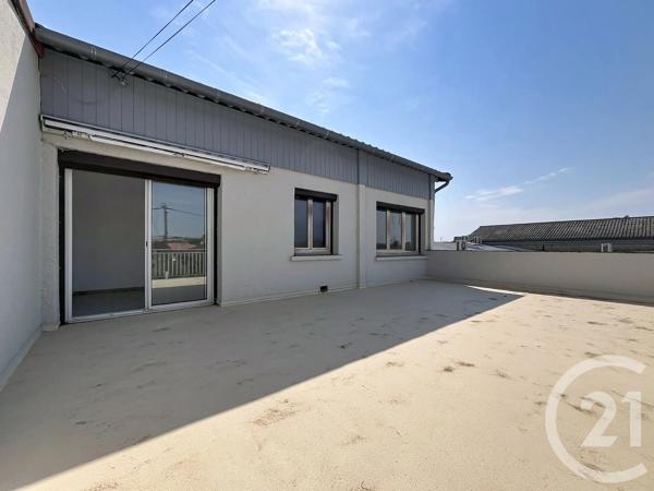 Immeuble à vendre  813 m 2   LAVAUR  - 81