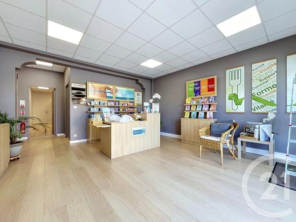 Immeuble à vendre  813 m 2   LAVAUR  - 81