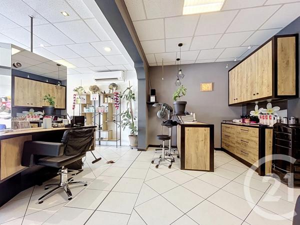 Immeuble à vendre  813 m 2   LAVAUR  - 81
