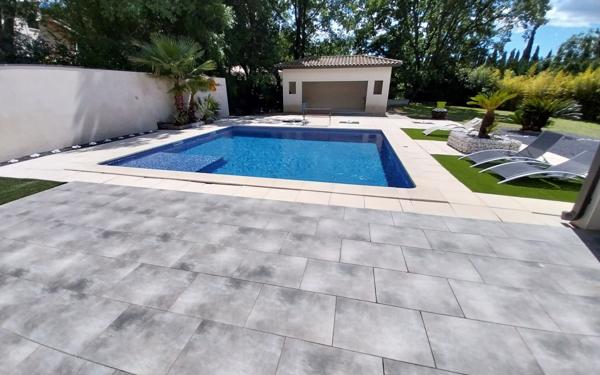 Maison à vendre    5 pièces •  Assas