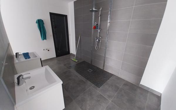 Maison à vendre    5 pièces •  Assas