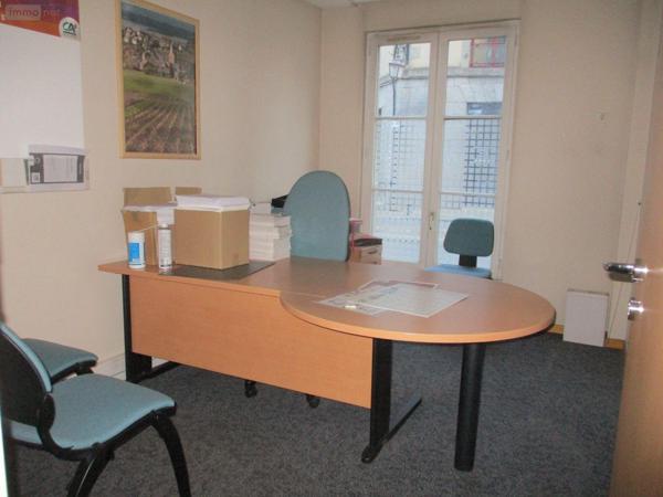 Bureaux à vendre à Fougères en Ille-et-Vilaine (35300), ref : 11737/669