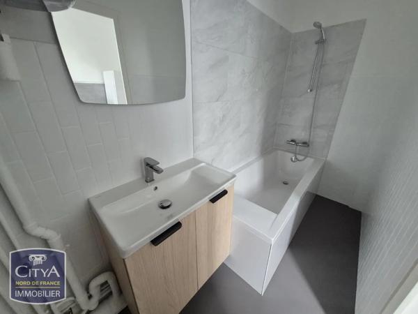 Appartement à louer 1 pièce 24.76m² Cambrai (59400)
