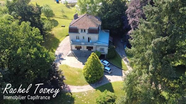 Secteur Fougerolles, Belle Maison bourgeoise T9 sur terrain de 75 ares !