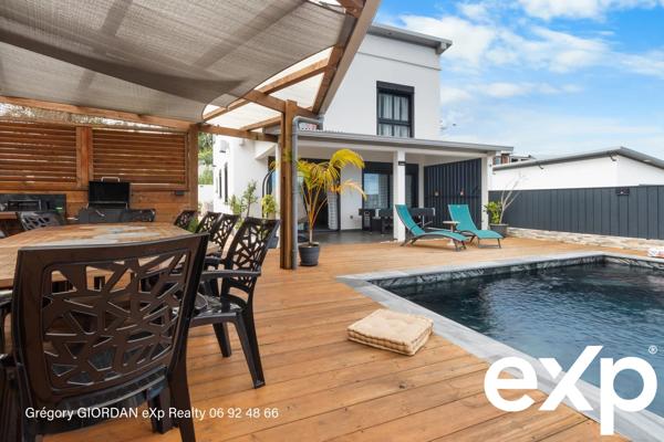 Maison 5 pièces avec garage 140 m², piscine chauffée et prestations haut de gamme – Bérive, Le Tampon