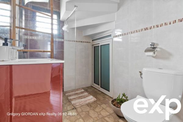 Maison 5 pièces avec garage 140 m², piscine chauffée et prestations haut de gamme – Bérive, Le Tampon