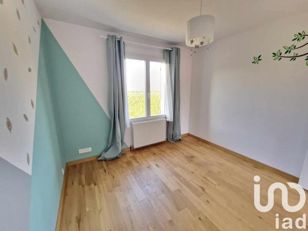 Maison 5 pièces de 85 m² à Saint-Benoît-sur-Loire (45730)