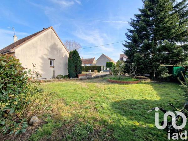 Maison 5 pièces de 85 m² à Saint-Benoît-sur-Loire (45730)