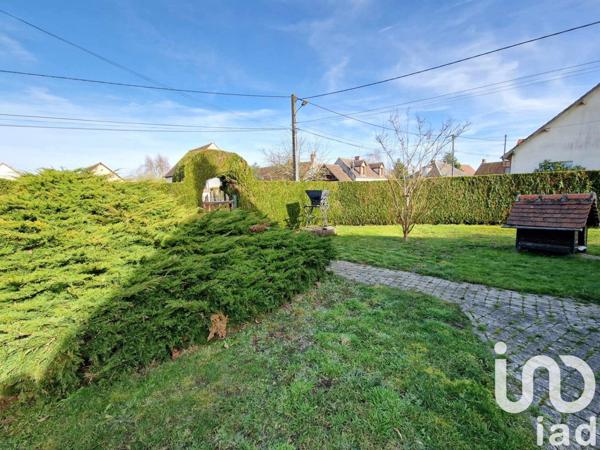 Maison 5 pièces de 85 m² à Saint-Benoît-sur-Loire (45730)