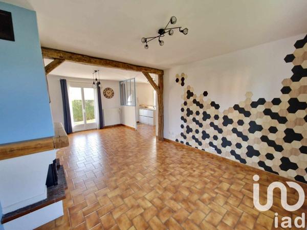 Maison 5 pièces de 85 m² à Saint-Benoît-sur-Loire (45730)