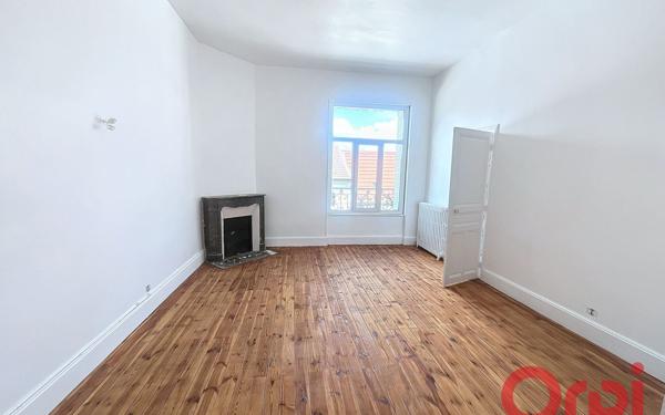 Appartement à vendre    4 pièces • 135,60 m2 Cusset