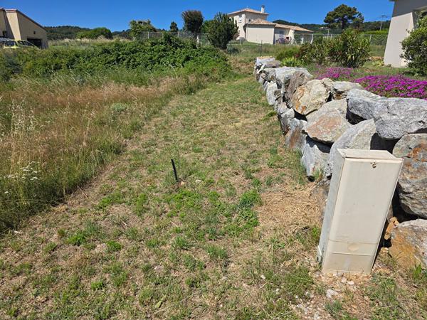 Terrain hauteurs de Saint Péray 700 m2, 550 m2 constructibles environ