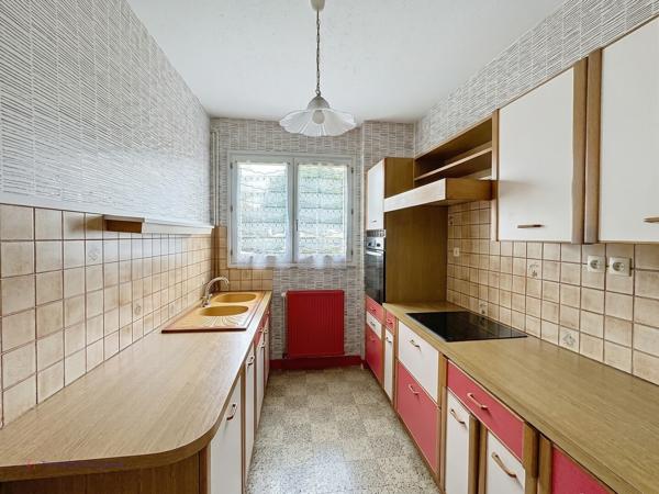 A vendre: maison 4 chambres 69220 BELLEVILLE EN BEAUJOLAIS