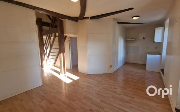 Immeuble à vendre    2 pièces •  Le Gua