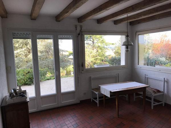 PROPRIETE DE CARACTERE DANS PARC AVEC PISCINE ET VUE PANORAMIQUE