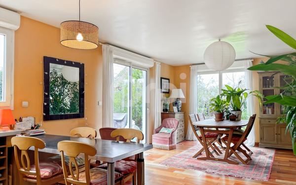 Maison à vendre    5 pièces •  La Trinité