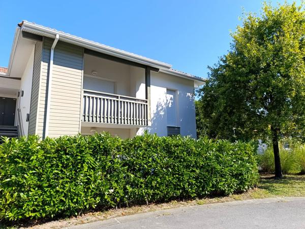 Appartement 3 pièces terrasse 2 places de parking