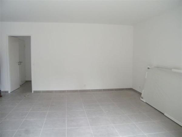 Appartement 3 pièces terrasse 2 places de parking