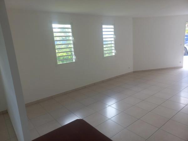 Maison à vendre 4 pièces PETIT BOURG (971)