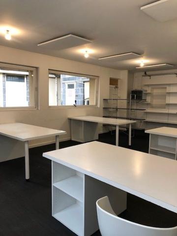 Local professionnel - Place Delille