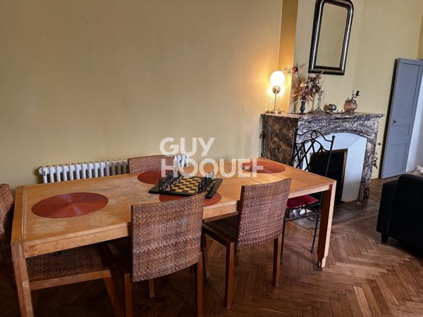 APPARTEMENT 5 PIÈCES ÀVEC JARDINET  À CARCASSONNE – LA BASTIDE SAINT-LOUIS – 4 CHAMBRES – CHARME DE L’ANCIEN