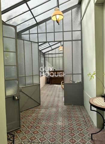APPARTEMENT 5 PIÈCES ÀVEC JARDINET  À CARCASSONNE – LA BASTIDE SAINT-LOUIS – 4 CHAMBRES – CHARME DE L’ANCIEN