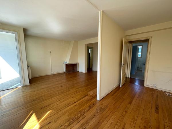 ROYAN / coeur de ville Royan