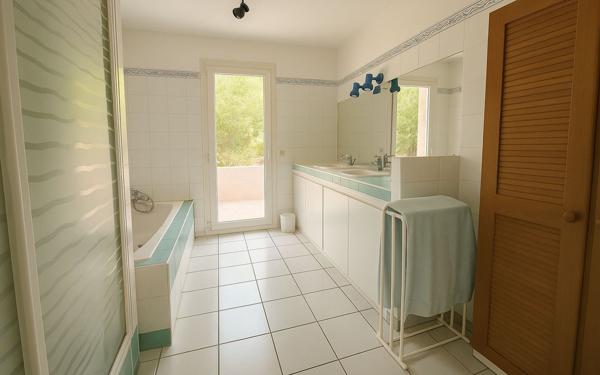 Maison à vendre    5 pièces • 160 m2 La Penne-sur-Huveaune