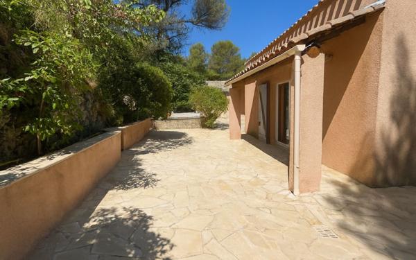 Maison à vendre    5 pièces • 160 m2 La Penne-sur-Huveaune