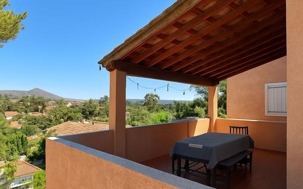 Maison à vendre    5 pièces • 160 m2 La Penne-sur-Huveaune