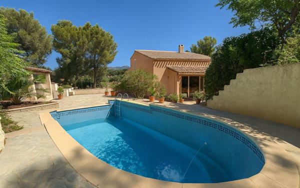 Maison à vendre    5 pièces • 160 m2 La Penne-sur-Huveaune