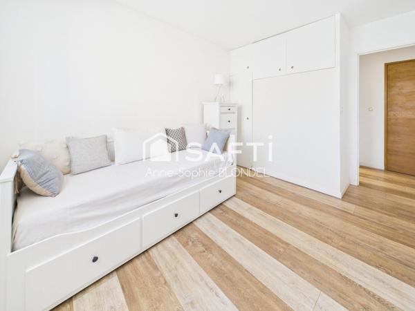 BORDEAUX CAUDERAN Appartement 2 chambres, balcon et garage