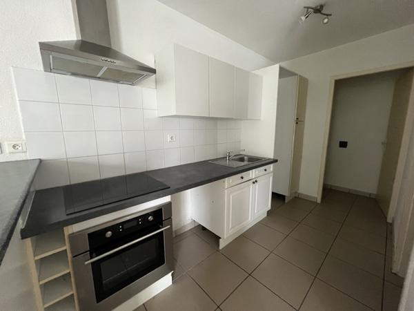 Maison à louer 1 100 € CC Biscarrosse 4 p 81 m² DPE D