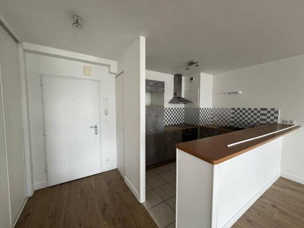 Appartement 2 pièces                                        - 44100 Nantes Réf : 12304